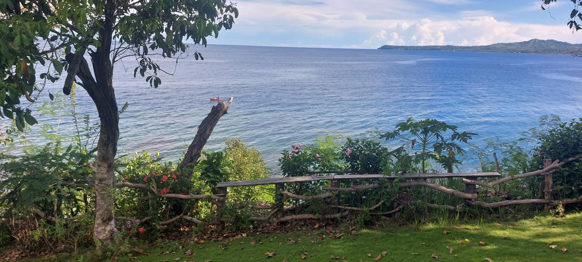 Bohol-Lahoy Dive Resort Guindulman Pokoj fotografie